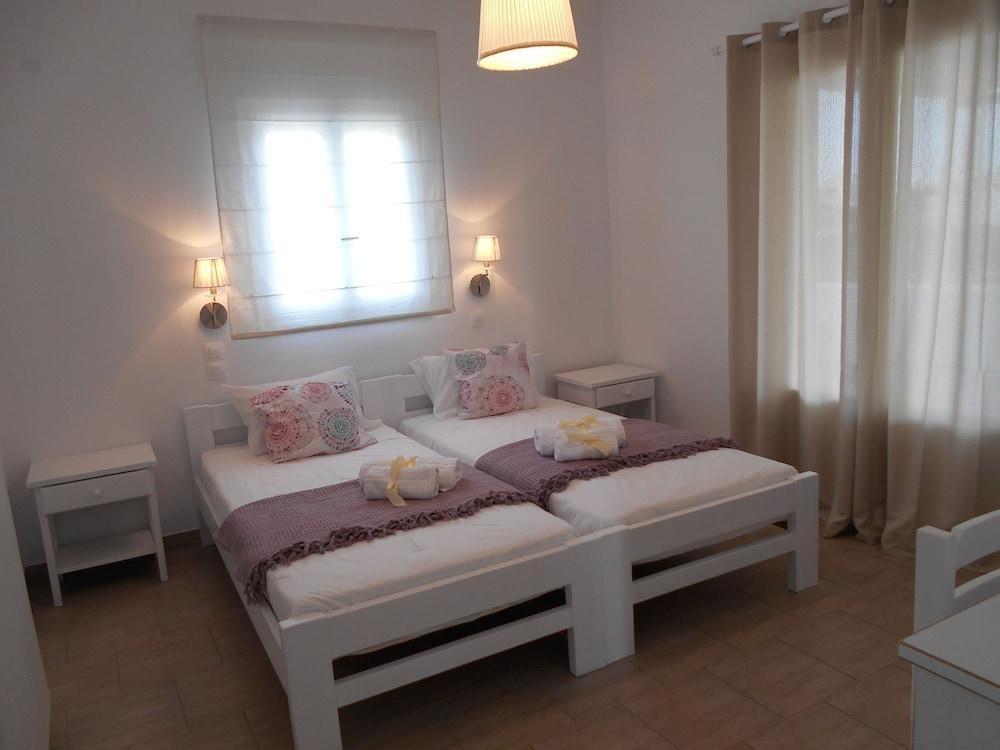 Dahlia Apartments And Studios Alikí Dış mekan fotoğraf