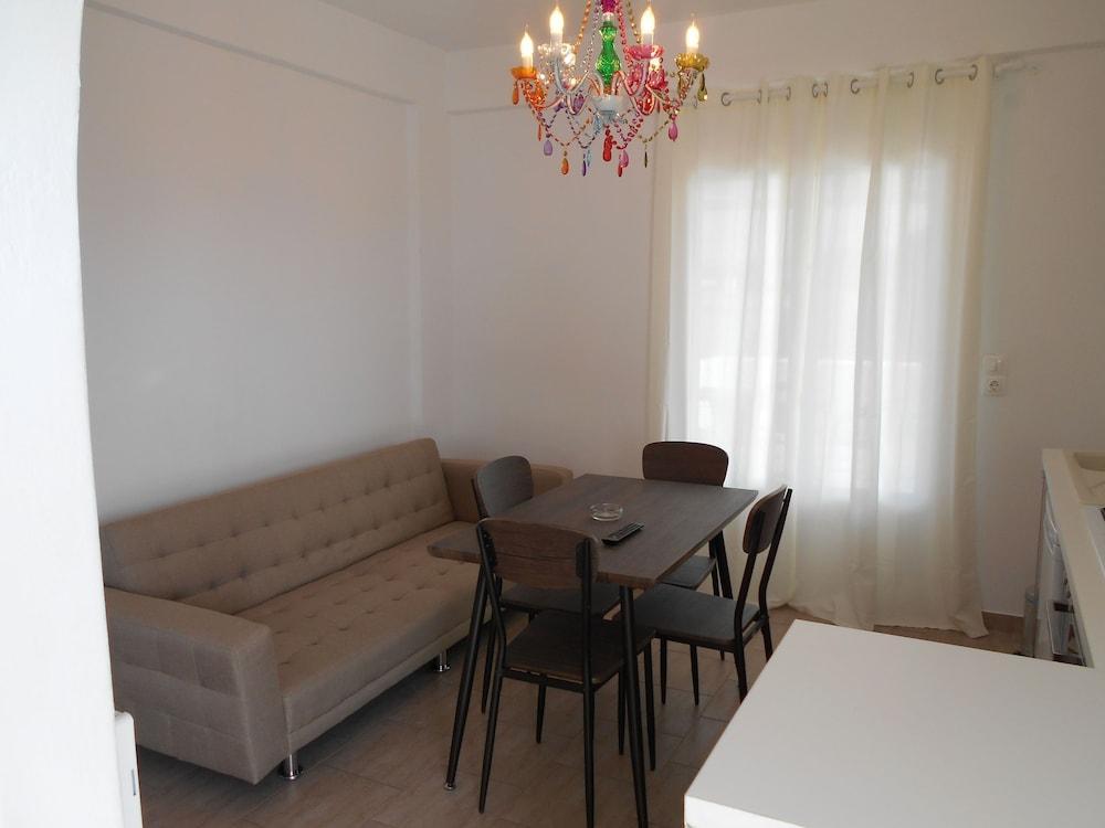 Dahlia Apartments And Studios Alikí Dış mekan fotoğraf