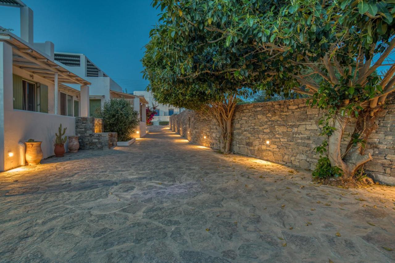 Dahlia Apartments And Studios Alikí Dış mekan fotoğraf